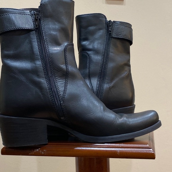 Zerobd black leather boots Size 37Eur/6US - Picture 10 of 11